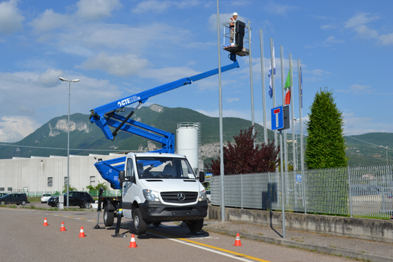 IN THE SPOTLIGHT: CTE ZED 20.3 A+H on Mercedes Sprinter and Iveco Daily now in the CTE ZED 20 m range