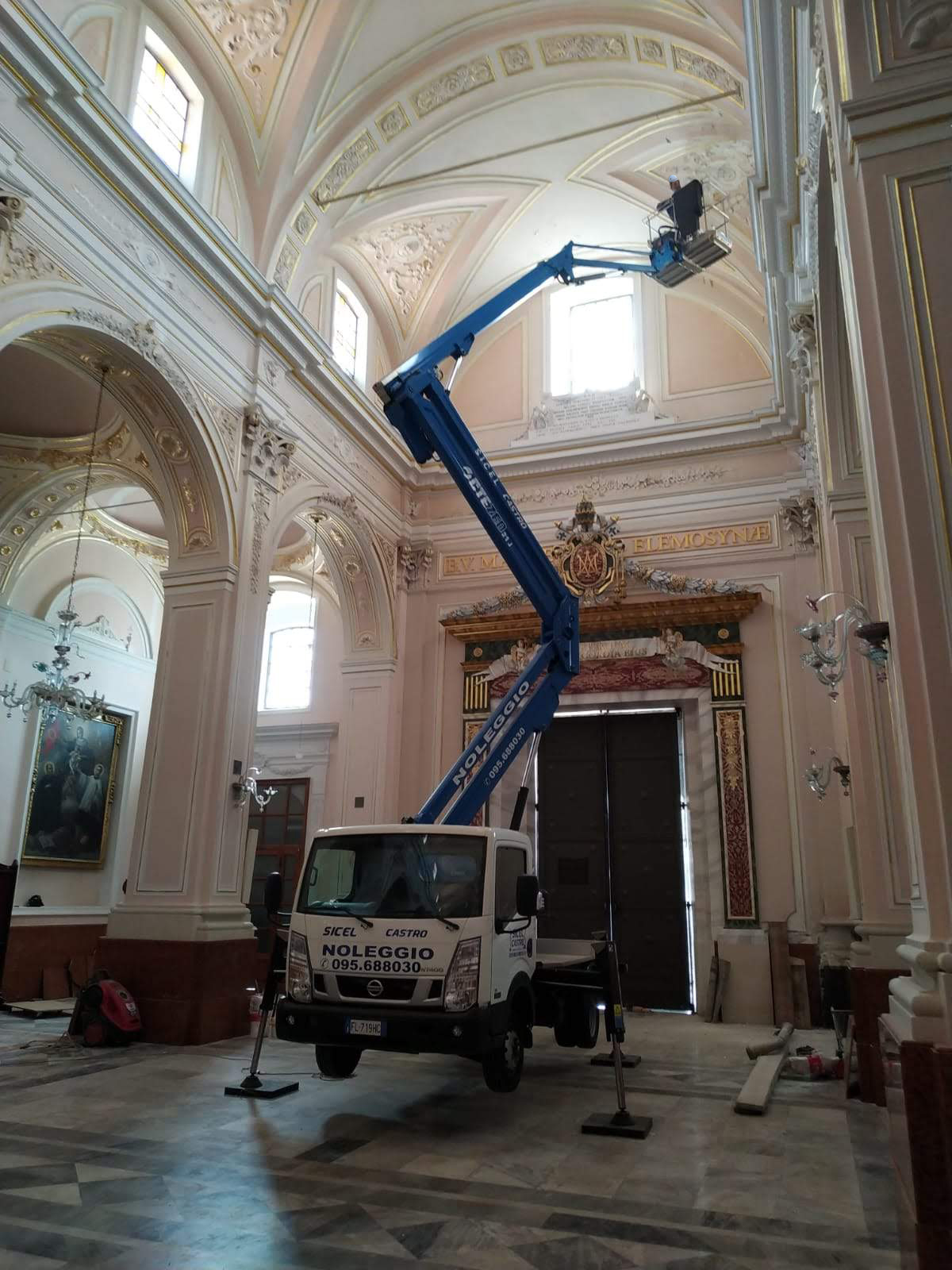 STRANGE AND INTERESTING APPLICATIONS: A CTE ZED 21.3 JH in the Sicilian Biancavilla Cathedral